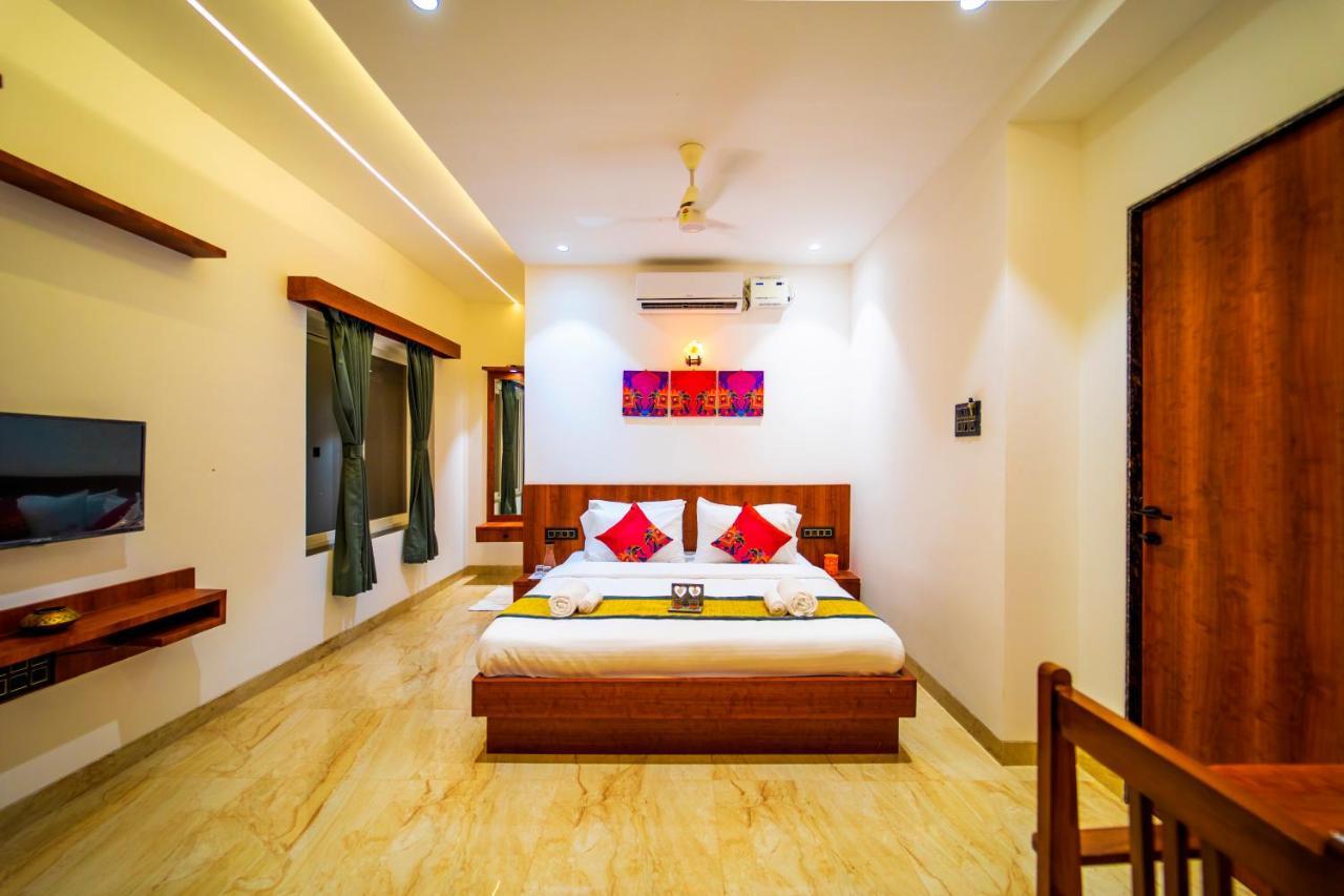 Canvasand By Eease Hospitality Hotel Nagaon  Buitenkant foto